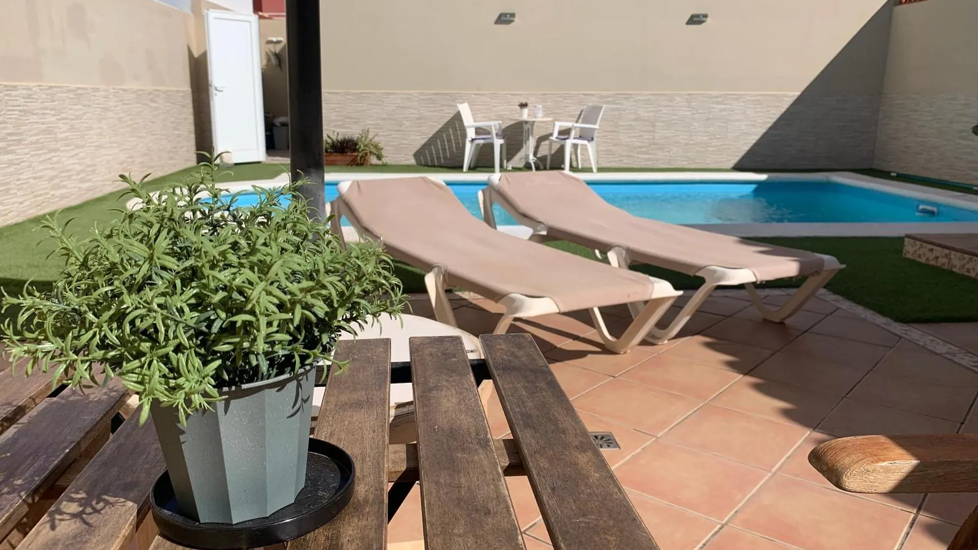 Mar&Mar, Apartamento Con Solarium Y Piscina Gran Tarajal 0*,  Spain
